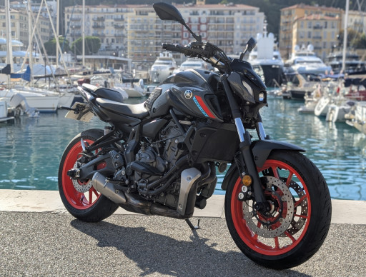 YAMAHA MT-07