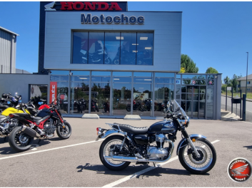 KAWASAKI W800