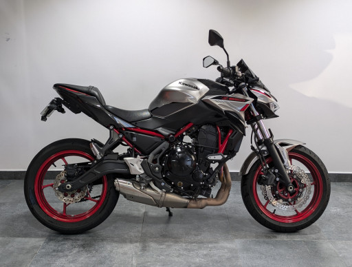 KAWASAKI Z 650
