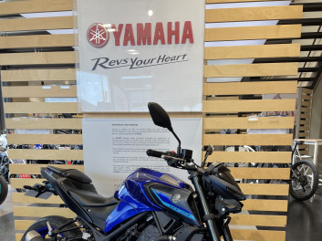 YAMAHA MT-03