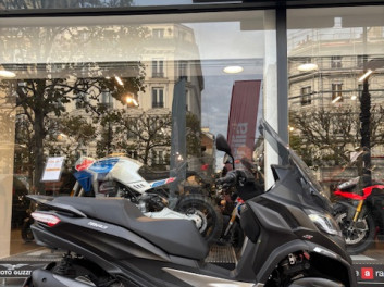 PIAGGIO MP3 530 HPE EXCLUSIVE