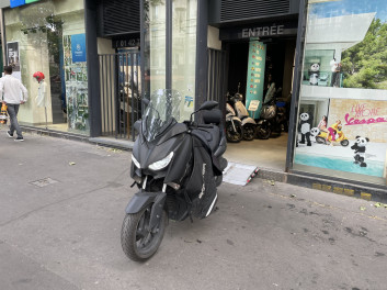 YAMAHA X-MAX 125 TECH MAX ABS