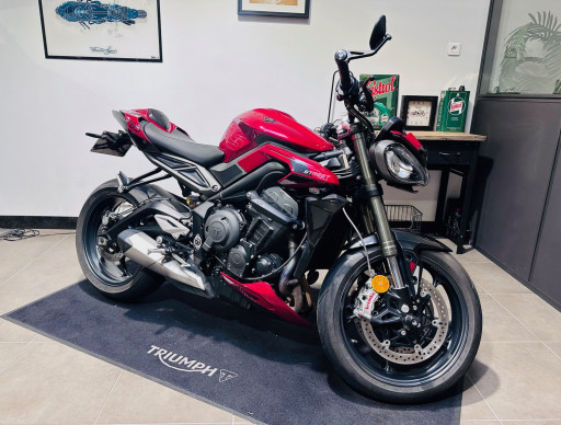 TRIUMPH STREET TRIPLE 765 RS
