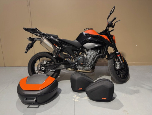 KTM 890 DUKE