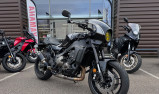 YAMAHA XSR 900 AKRAPOVIC 