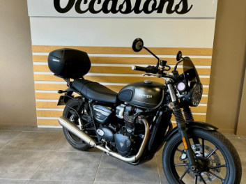 TRIUMPH STREET TWIN 900