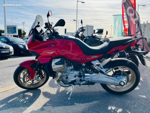 MOTO GUZZI V100  MANDELLO