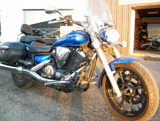 YAMAHA XVS 950
