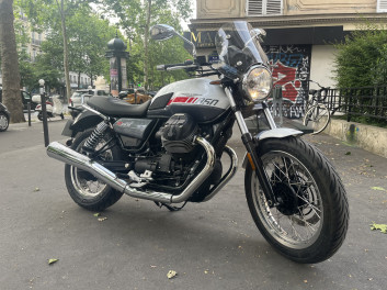 MOTO GUZZI V7 SPECIAL 850 - 1ER MAIN - BLANC/ROUGE