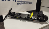 HUSQVARNA TROTTINETTE SKUTTA NEUF