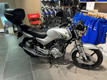 YAMAHA YBR 125