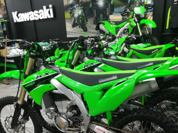 KAWASAKI KX450F CROSS