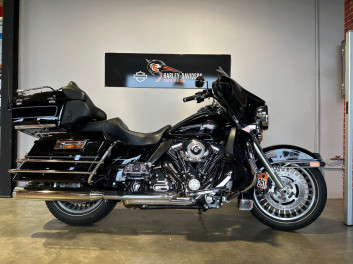 HARLEY-DAVIDSON TOURING ELECTRA GLIDE 1584 ULTRA CLASSIC