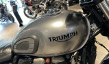 TRIUMPH STREET TWIN  900 - ELIGIBLE A2 - 5990 €