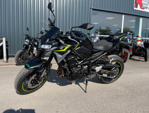 KAWASAKI Z 900 FULL
