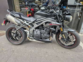 TRIUMPH SPEED TRIPLE 1050 RS
