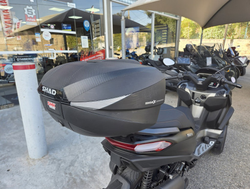 PIAGGIO MP3 530 HPE EXCLUSIVE