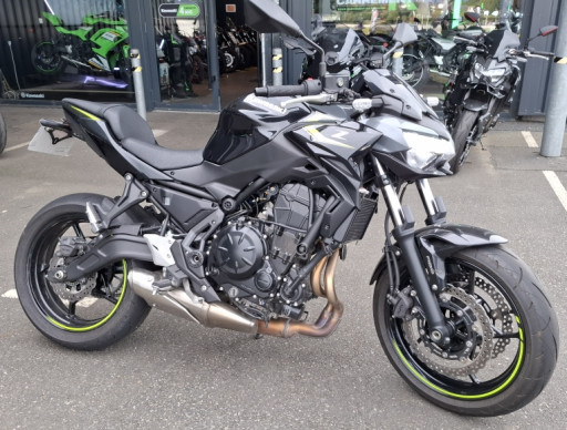 KAWASAKI Z 650 (47.5CV) IDEAL PERMIS A2