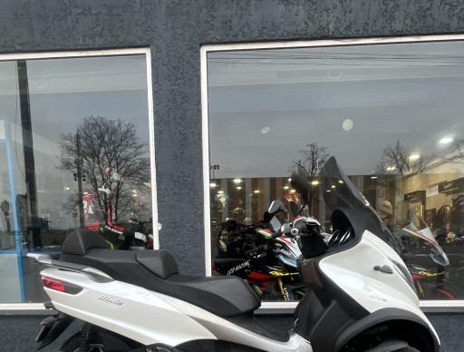 PIAGGIO MP3 500 LT