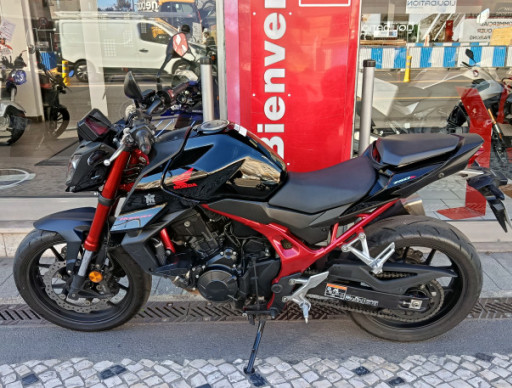 HORNET 750 ABS A2 1ER MAIN 10/2023 13 571KMS