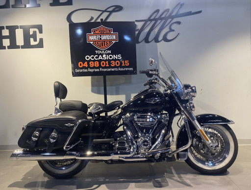 HARLEY-DAVIDSON TOURING ROAD KING 1745 CLASSIC 107