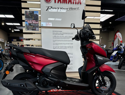 YAMAHA RayZR 125