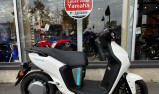 YAMAHA NEO