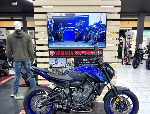 YAMAHA MT07 A2 ARROW 1ERE MAIN GARANTIE