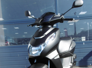 SCOOTER PEUGEOT KISBEE black edition neuf