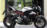 TRIUMPH STREET TRIPLE 765 R