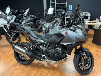 HONDA NT 1100 boite manuelle