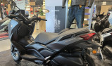 YAMAHA XMAX 300