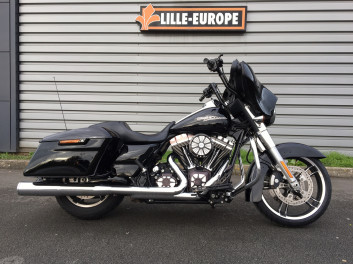 HARLEY-DAVIDSON TOURING STREET GLIDE 1690 SPECIAL