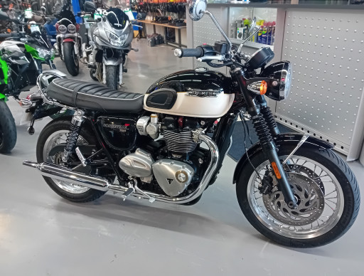 TRIUMPH BONNEVILLE T120 1200