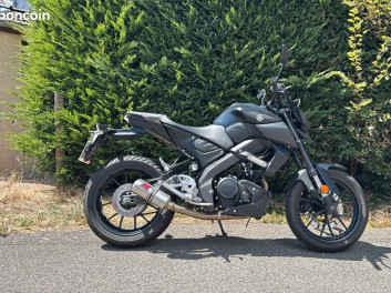 YAMAHA MT-125