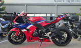 HONDA CBR 1000 RR-R
