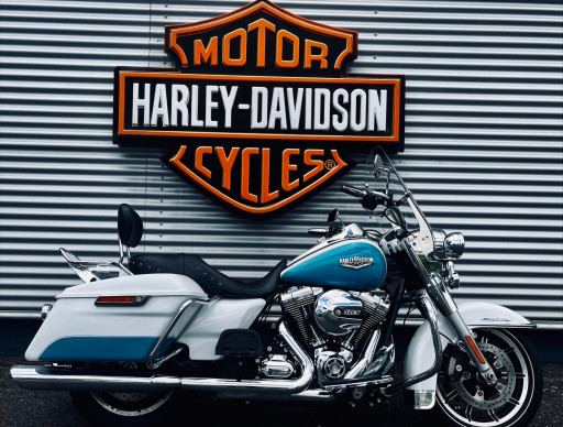 HARLEY-DAVIDSON TOURING ROAD KING 1690