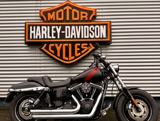 HARLEY-DAVIDSON DYNA FAT BOB 1690