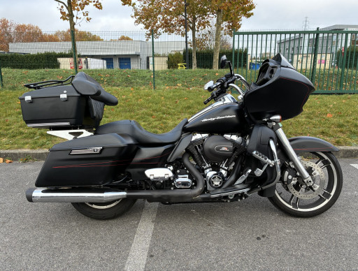 HARLEY-DAVIDSON TOURING ROAD GLIDE 1690 SPECIAL
