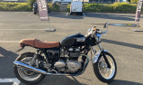 TRIUMPH THRUXTON 900