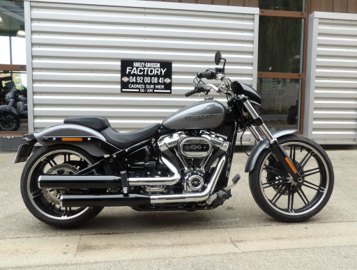 HARLEY-DAVIDSON SOFTAIL BREAKOUT 114